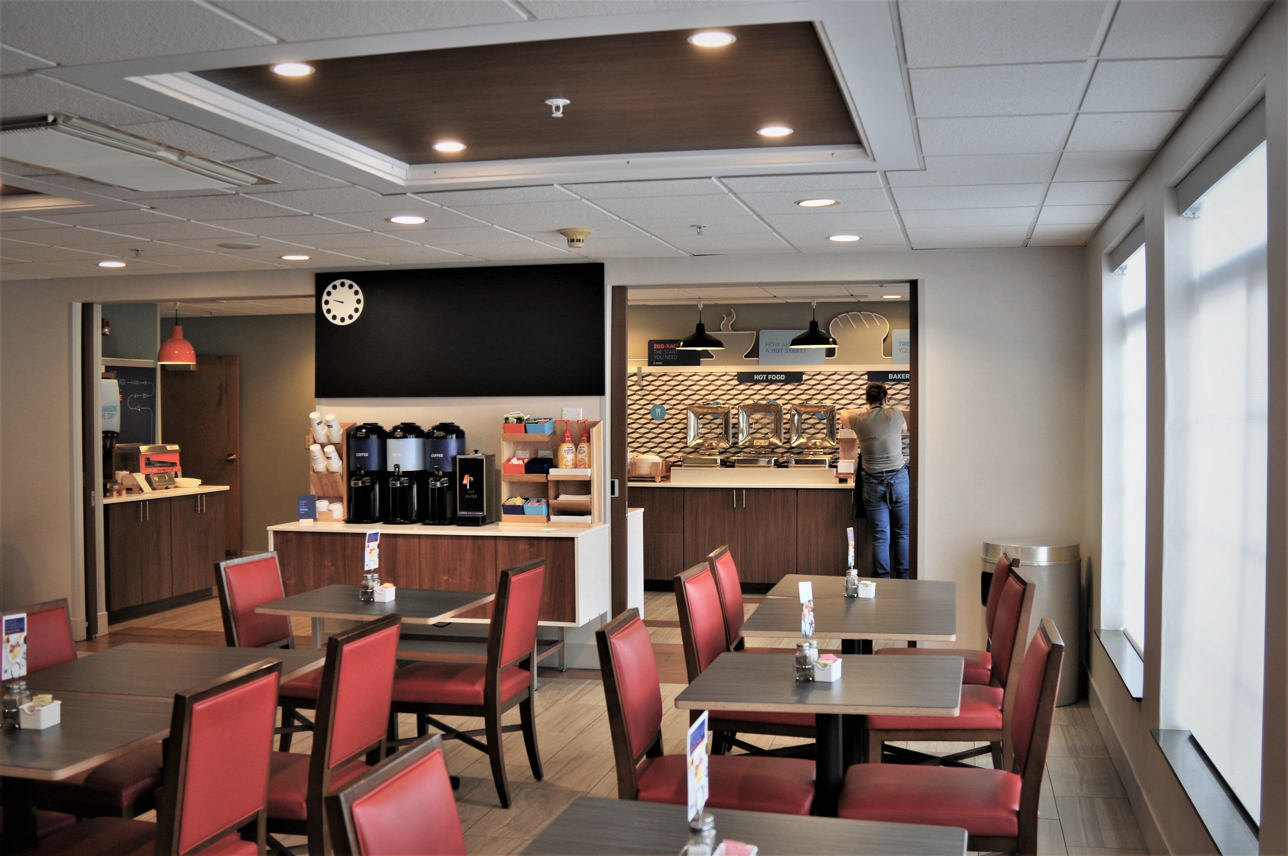 Holiday Inn Express Hotel & Suites Boston - Marlboro By Ihg Hudson Екстериор снимка