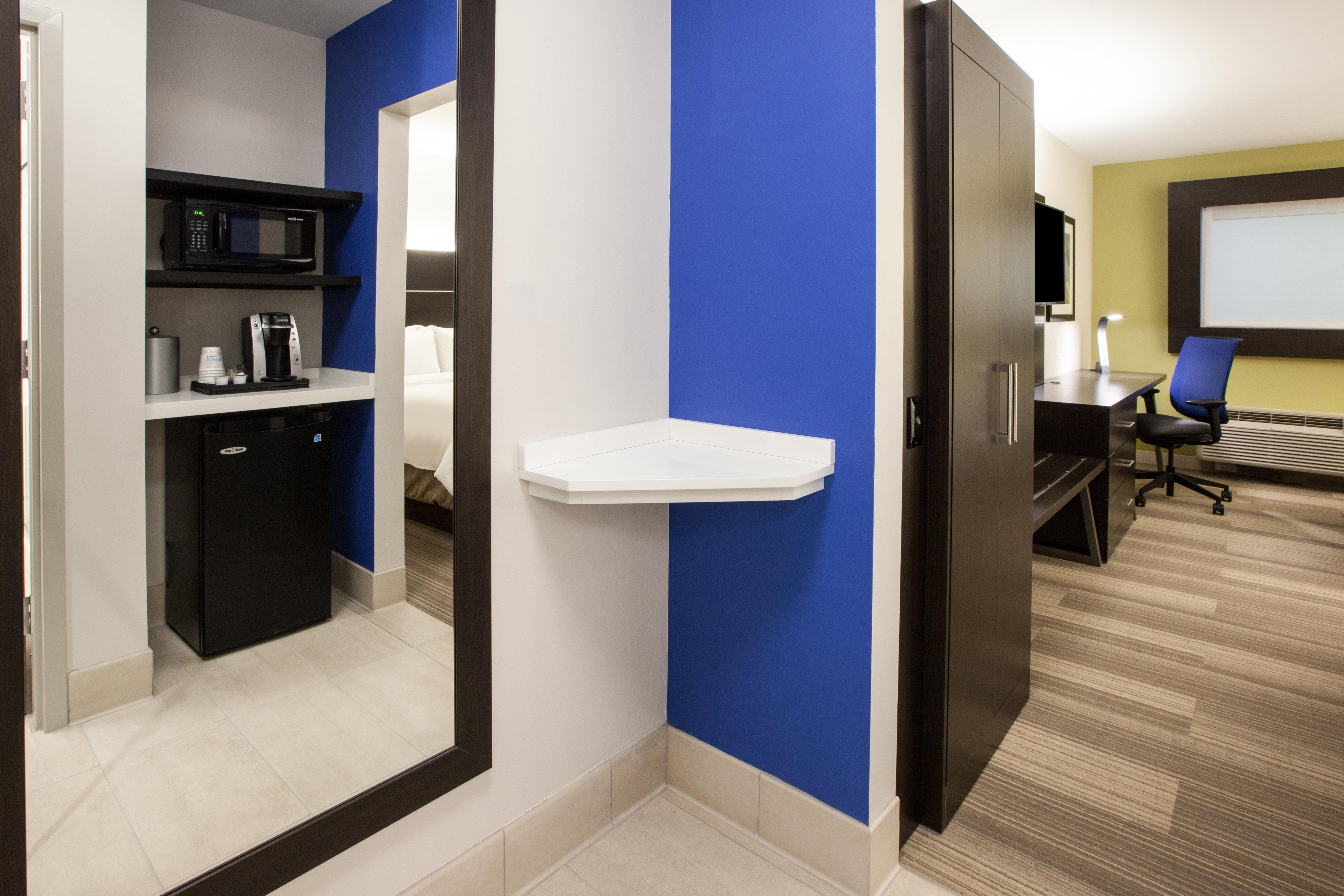 Holiday Inn Express Hotel & Suites Boston - Marlboro By Ihg Hudson Екстериор снимка