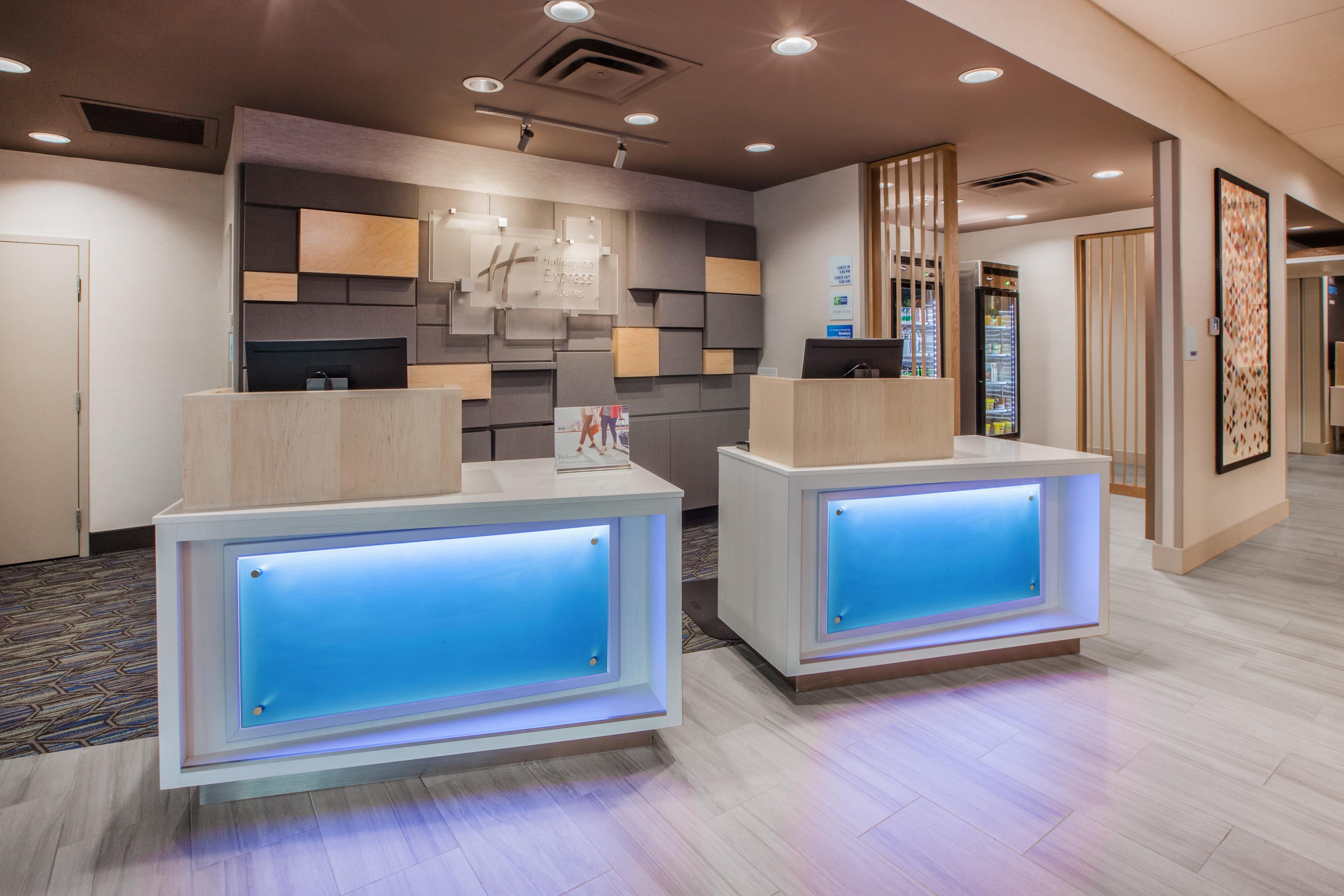 Holiday Inn Express Hotel & Suites Boston - Marlboro By Ihg Hudson Екстериор снимка