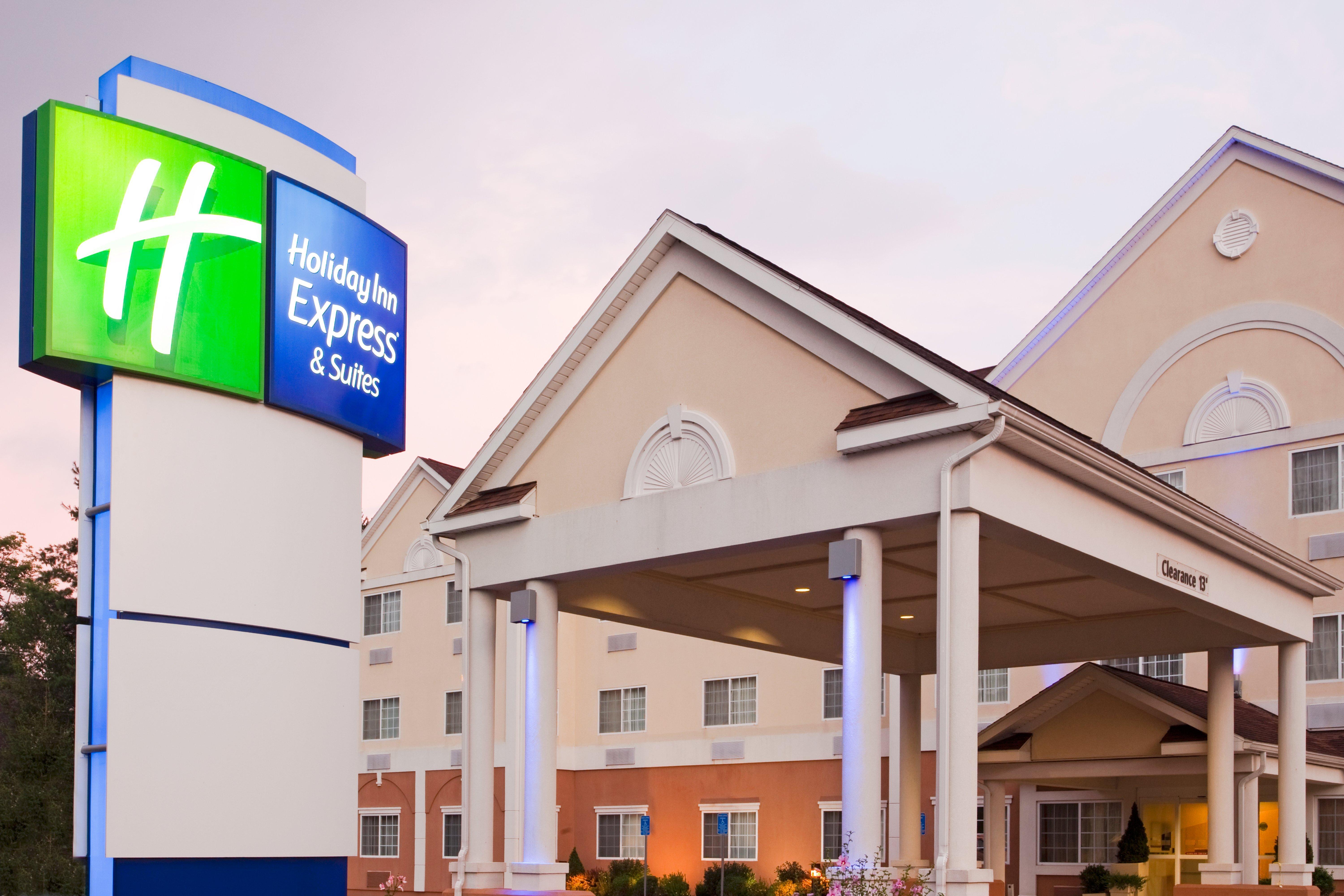 Holiday Inn Express Hotel & Suites Boston - Marlboro By Ihg Hudson Екстериор снимка
