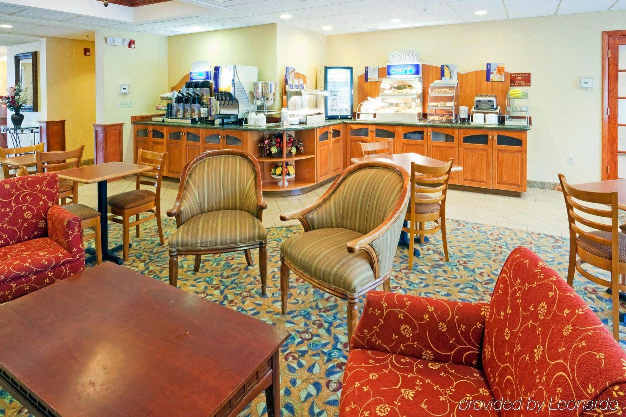 Holiday Inn Express Hotel & Suites Boston - Marlboro By Ihg Hudson Екстериор снимка